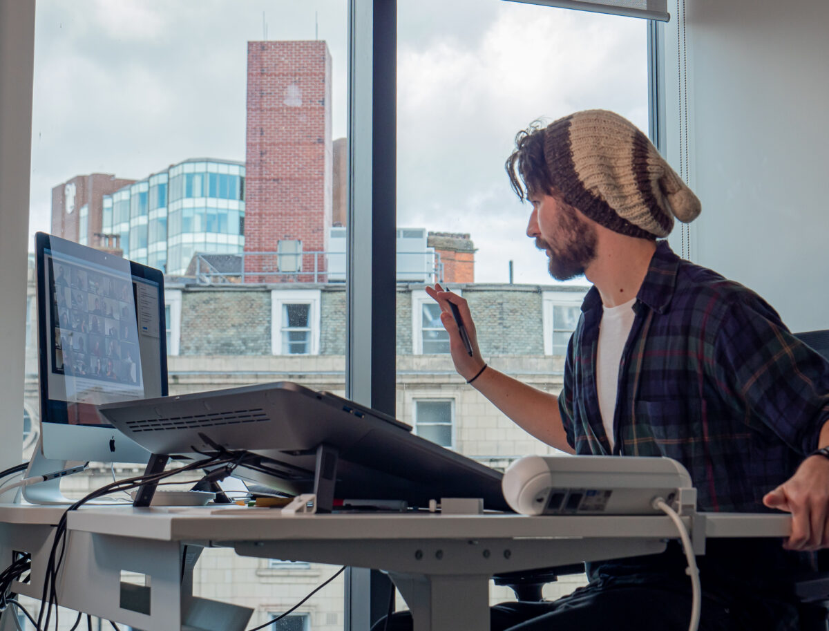 Tutor teaching a remote class